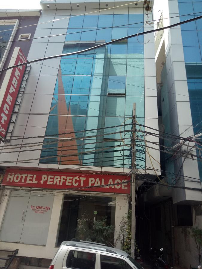 Hotel Perfect Palace Nova Deli Exterior foto